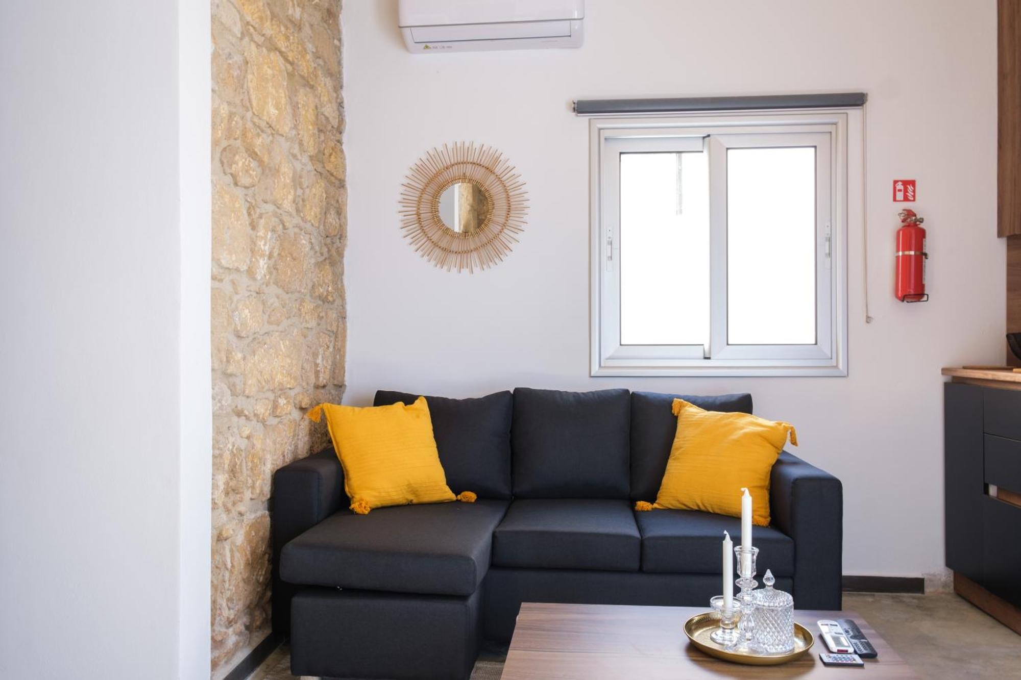 Royal Stay Luxury Homes Paphos Szoba fotó